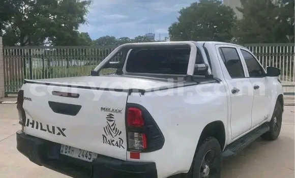 Acheter Occasion Voiture Toyota Hilux Blanc à Choma, Du sud Acheter Occasion Voiture Toyota Hilux Blanc à Choma, Du sud