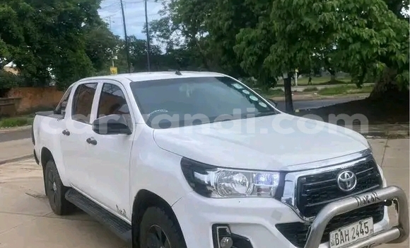 Acheter Occasion Voiture Toyota Hilux Blanc à Choma, Du sud Acheter Occasion Voiture Toyota Hilux Blanc à Choma, Du sud