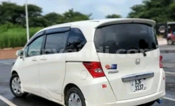 Acheter Occasion Voiture Honda Freed Blanc à Lusaka, Zambie Acheter Occasion Voiture Honda Freed Blanc à Lusaka, Zambie