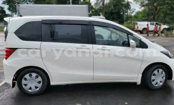 Acheter Occasion Voiture Honda Freed Blanc à Lusaka, Zambie Acheter Occasion Voiture Honda Freed Blanc à Lusaka, Zambie