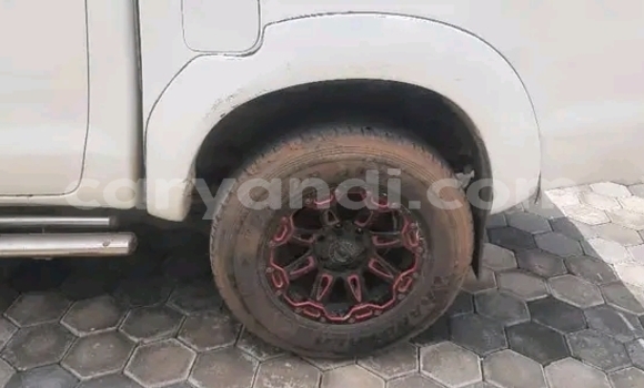 Acheter Occasion Voiture Toyota Hilux Blanc à Lusaka, Zambie Acheter Occasion Voiture Toyota Hilux Blanc à Lusaka, Zambie