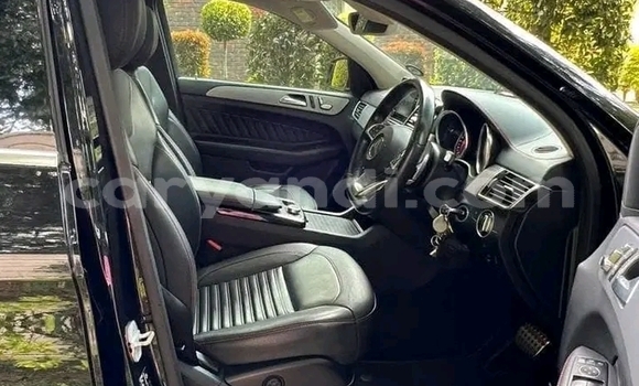 Acheter Occasion Voiture Mercedes‒Benz GL-klasse AMG Noir à Lusaka, Zambie Acheter Occasion Voiture Mercedes‒Benz GL-klasse AMG Noir à Lusaka, Zambie