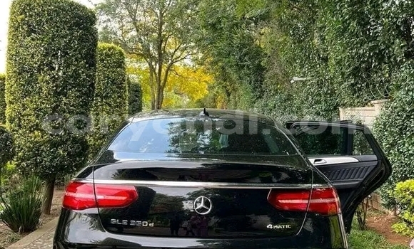 Acheter Occasion Voiture Mercedes‒Benz GL-klasse AMG Noir à Lusaka, Zambie Acheter Occasion Voiture Mercedes‒Benz GL-klasse AMG Noir à Lusaka, Zambie