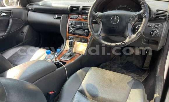 Acheter Occasion Voiture Mercedes‒Benz C–Class Blanc à Lusaka, Zambie Acheter Occasion Voiture Mercedes‒Benz C–Class Blanc à Lusaka, Zambie