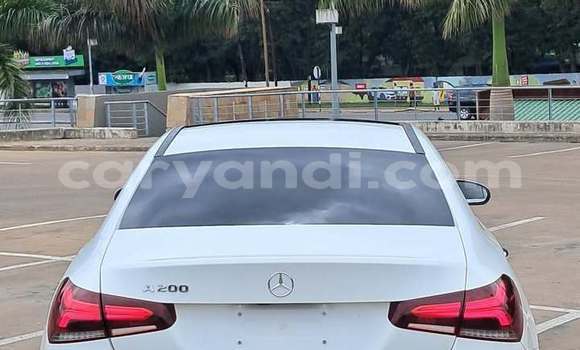 Acheter Occasion Voiture Mercedes‒Benz A–Class Blanc à Lusaka, Zambie Acheter Occasion Voiture Mercedes‒Benz A–Class Blanc à Lusaka, Zambie