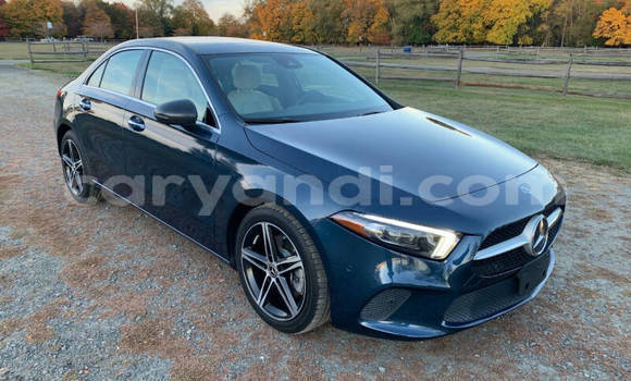 Buy Used Mercedes-Benz A200 Blue Car in Lusaka in Zambia