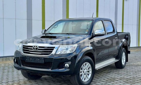 Nunua Ilio tumika Toyota Hilux Nyeusi Gari ndani ya Lusaka nchini Zambia