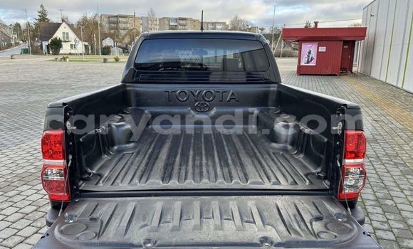 Tenga Tsaru Toyota Hilux Nhema Mota in Lusaka in Zambia Tenga Tsaru Toyota Hilux Nhema Mota in Lusaka in Zambia