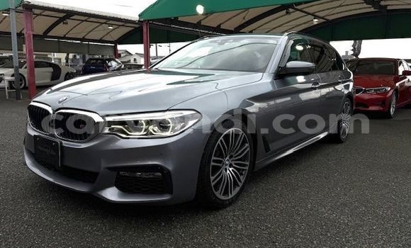 Acheter Occasion Voiture BMW 5–Series Gris à Lusaka, Zambie Acheter Occasion Voiture BMW 5–Series Gris à Lusaka, Zambie