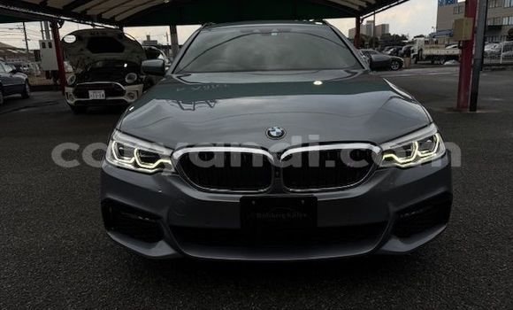 Acheter Occasion Voiture BMW 5–Series Gris à Lusaka, Zambie Acheter Occasion Voiture BMW 5–Series Gris à Lusaka, Zambie