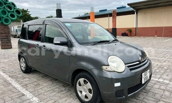 Tenga Tsaru Toyota Sienta Zvimwe Mota in Choma in Southern Tenga Tsaru Toyota Sienta Zvimwe Mota in Choma in Southern