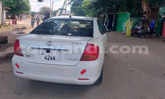 Acheter Occasion Voiture Toyota Allion Blanc à Lusaka, Zambie Acheter Occasion Voiture Toyota Allion Blanc à Lusaka, Zambie