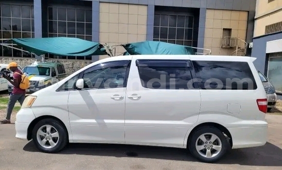 Nunua Ilio tumika Toyota Alphard Nyeupe Gari ndani ya Lusaka nchini Zambia