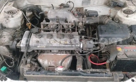 Acheter Occasion Voiture Toyota Corolla Blanc à Lusaka, Zambie Acheter Occasion Voiture Toyota Corolla Blanc à Lusaka, Zambie