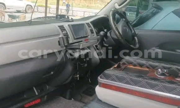 Acheter Occasion Voiture Toyota Hiace Blanc à Lusaka, Zambie Acheter Occasion Voiture Toyota Hiace Blanc à Lusaka, Zambie