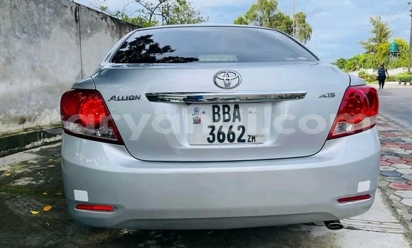 Acheter Occasion Voiture Toyota Allion Blanc à Lusaka, Zambie Acheter Occasion Voiture Toyota Allion Blanc à Lusaka, Zambie