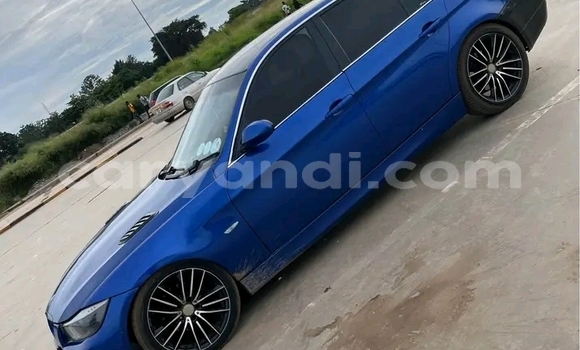 Acheter Occasion Voiture Isuzu KB Bleu à Lusaka, Zambie Acheter Occasion Voiture Isuzu KB Bleu à Lusaka, Zambie