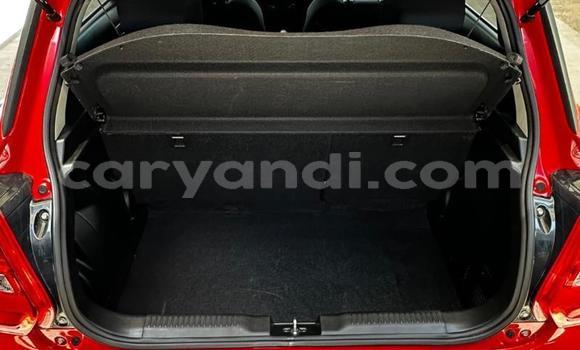 Acheter Occasion Voiture Suzuki Swift Rouge à Choma, Du sud Acheter Occasion Voiture Suzuki Swift Rouge à Choma, Du sud