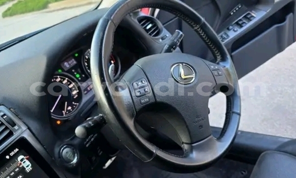 Acheter Occasion Voiture Lexus RX 330 Rouge à Lusaka, Zambie Acheter Occasion Voiture Lexus RX 330 Rouge à Lusaka, Zambie