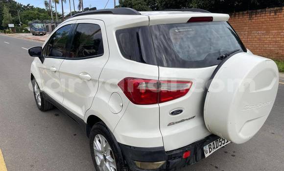 Nunua Ilio tumika Ford EcoSport Nyeupe Gari ndani ya Lusaka nchini Zambia Nunua Ilio tumika Ford EcoSport Nyeupe Gari ndani ya Lusaka nchini Zambia
