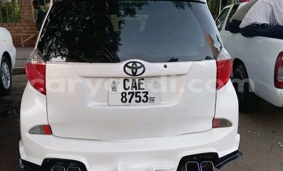 Acheter Occasion Voiture Toyota Ractis Blanc à Lusaka, Zambie Acheter Occasion Voiture Toyota Ractis Blanc à Lusaka, Zambie