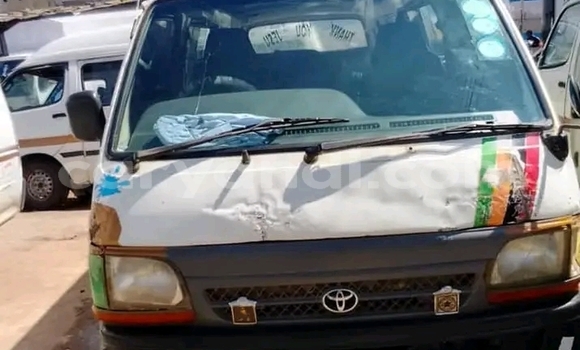 Acheter Occasion Voiture Toyota Hiace Blanc à Choma, Du sud Acheter Occasion Voiture Toyota Hiace Blanc à Choma, Du sud