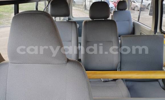 Nunua Ilio tumika Toyota Hiace Nyeupe Gari ndani ya Lusaka nchini Zambia Nunua Ilio tumika Toyota Hiace Nyeupe Gari ndani ya Lusaka nchini Zambia