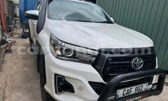 Acheter Occasion Voiture Toyota Hilux Blanc à Lusaka, Zambie Acheter Occasion Voiture Toyota Hilux Blanc à Lusaka, Zambie