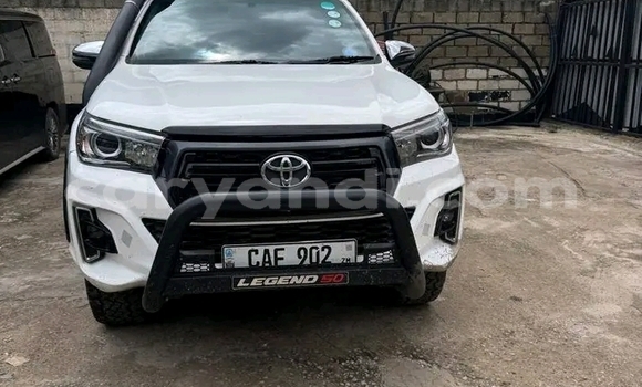 Acheter Occasion Voiture Toyota Hilux Blanc à Lusaka, Zambie Acheter Occasion Voiture Toyota Hilux Blanc à Lusaka, Zambie