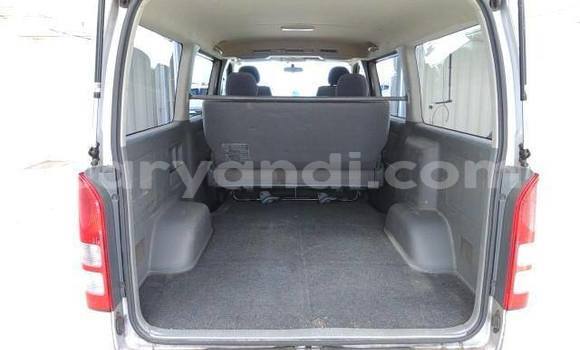 Nunua Ilio tumika Toyota Hiace Nyingine Gari ndani ya Lusaka nchini Zambia Nunua Ilio tumika Toyota Hiace Nyingine Gari ndani ya Lusaka nchini Zambia