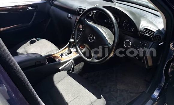 Tenga Tsaru Mercedes‒Benz C-klasse Bhuruu Mota in Lusaka in Zambia Tenga Tsaru Mercedes‒Benz C-klasse Bhuruu Mota in Lusaka in Zambia