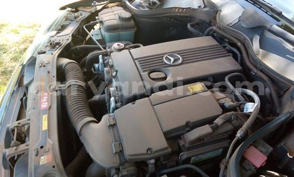 Tenga Tsaru Mercedes‒Benz C-klasse Bhuruu Mota in Lusaka in Zambia Tenga Tsaru Mercedes‒Benz C-klasse Bhuruu Mota in Lusaka in Zambia