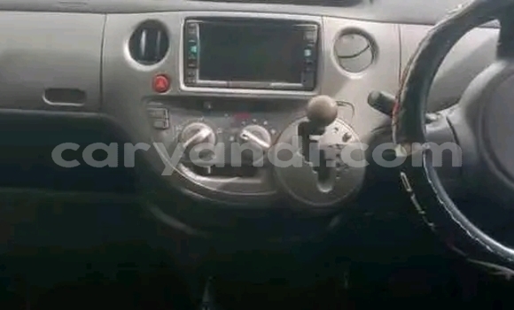 Acheter Occasion Voiture Toyota Sienta Blanc à Lusaka, Zambie Acheter Occasion Voiture Toyota Sienta Blanc à Lusaka, Zambie