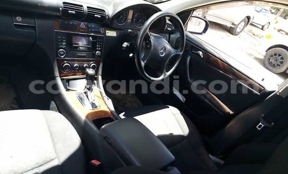 Tenga Tsaru Mercedes‒Benz C-klasse Bhuruu Mota in Lusaka in Zambia Tenga Tsaru Mercedes‒Benz C-klasse Bhuruu Mota in Lusaka in Zambia