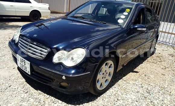 Tenga Tsaru Mercedes‒Benz C-klasse Bhuruu Mota in Lusaka in Zambia Tenga Tsaru Mercedes‒Benz C-klasse Bhuruu Mota in Lusaka in Zambia