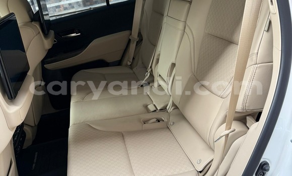Nunua Ilio tumika Toyota Land Cruiser Nyeupe Gari ndani ya Lusaka nchini Zambia Nunua Ilio tumika Toyota Land Cruiser Nyeupe Gari ndani ya Lusaka nchini Zambia