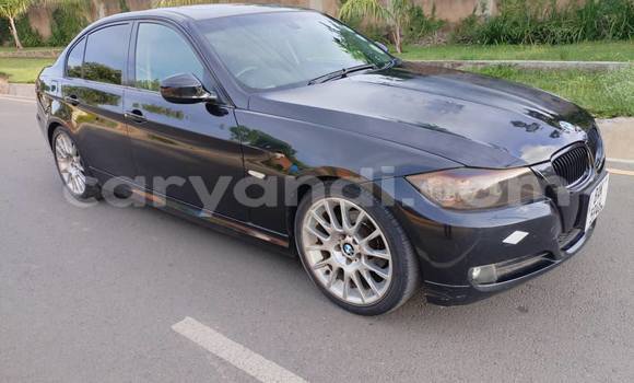 Nunua Ilio tumika BMW 3200 Nyeusi Gari ndani ya Lusaka nchini Zambia Nunua Ilio tumika BMW 3200 Nyeusi Gari ndani ya Lusaka nchini Zambia