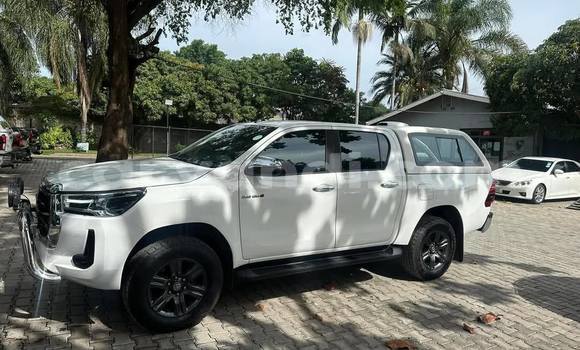 Nunua Ilio tumika Toyota Hilux Nyeupe Gari ndani ya Lusaka nchini Zambia Nunua Ilio tumika Toyota Hilux Nyeupe Gari ndani ya Lusaka nchini Zambia
