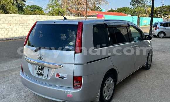 Nunua Ilio tumika Toyota ISis Nyingine Gari ndani ya Lusaka nchini Zambia Nunua Ilio tumika Toyota ISis Nyingine Gari ndani ya Lusaka nchini Zambia