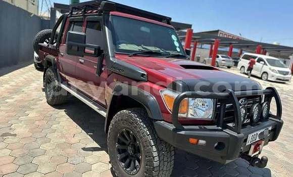 Acheter Occasion Voiture Toyota Land Cruiser Rouge à Lusaka, Zambie