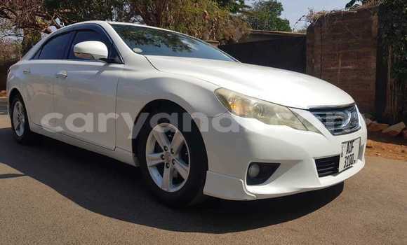 Nunua Ilio tumika Toyota Mark X Nyeupe Gari ndani ya Lusaka nchini Zambia Nunua Ilio tumika Toyota Mark X Nyeupe Gari ndani ya Lusaka nchini Zambia
