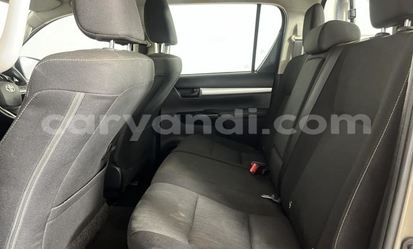 Tenga Tsaru Toyota Hilux Zvimwe Mota in Lusaka in Zambia Tenga Tsaru Toyota Hilux Zvimwe Mota in Lusaka in Zambia