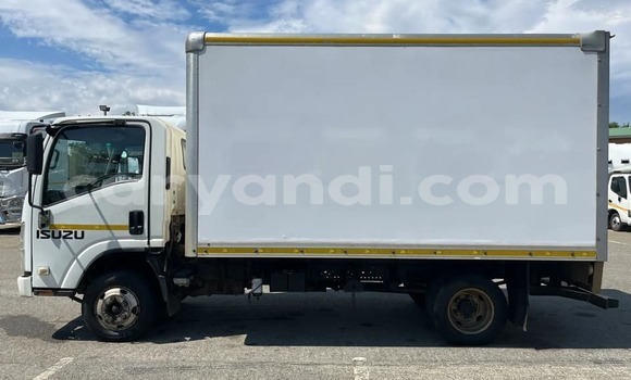 Tenga Tsaru Isuzu MU Chena Mota in Lusaka in Zambia Tenga Tsaru Isuzu MU Chena Mota in Lusaka in Zambia