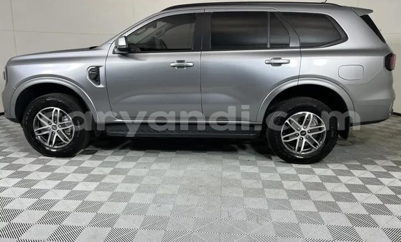 Tenga Tsaru Ford Everest Zvimwe Mota in Lusaka in Zambia Tenga Tsaru Ford Everest Zvimwe Mota in Lusaka in Zambia