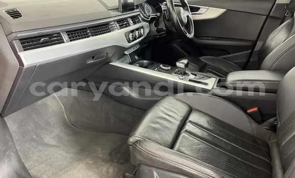 Tenga Tsaru Audi A4 Tsvuku Mota in Lusaka in Zambia Tenga Tsaru Audi A4 Tsvuku Mota in Lusaka in Zambia