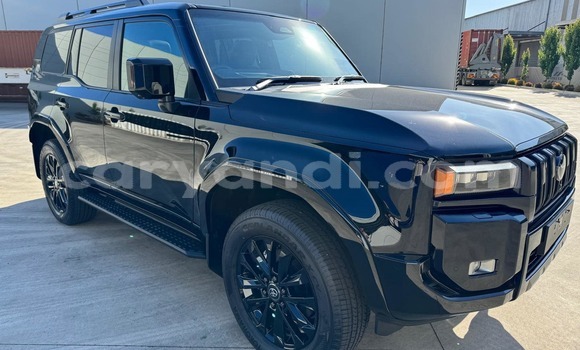 Nunua Ilio tumika Toyota Prado Nyeusi Gari ndani ya Lusaka nchini Zambia