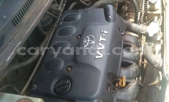 Acheter Occasion Voiture Toyota IST Blanc à Lusaka, Zambie Acheter Occasion Voiture Toyota IST Blanc à Lusaka, Zambie
