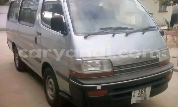 Acheter Occasion Voiture Toyota Hiace Autre à Lusaka, Zambie Acheter Occasion Voiture Toyota Hiace Autre à Lusaka, Zambie