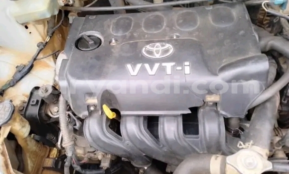 Acheter Occasion Voiture Toyota IST Blanc à Lusaka, Zambie Acheter Occasion Voiture Toyota IST Blanc à Lusaka, Zambie