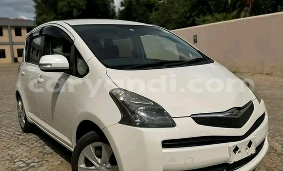 Acheter Occasion Voiture Toyota Ractis Blanc à Maamba, Du sud Acheter Occasion Voiture Toyota Ractis Blanc à Maamba, Du sud